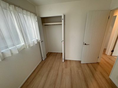 【洋室】 | Heartful-Town岩倉市大地町全４棟【岩倉南小　岩倉中】 | LINEから簡単お問合せ可能！
友達検索で@nqk7328tです！。