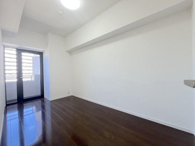 ネクサス香椎1号棟の洋室