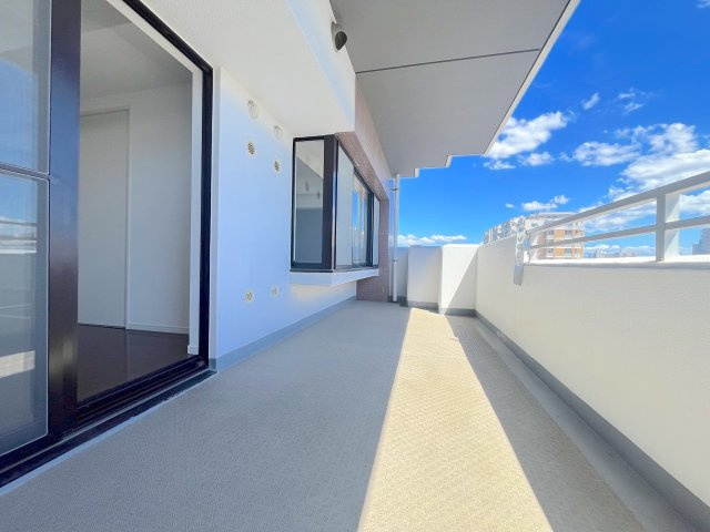 ネクサス香椎1号棟のバルコニー