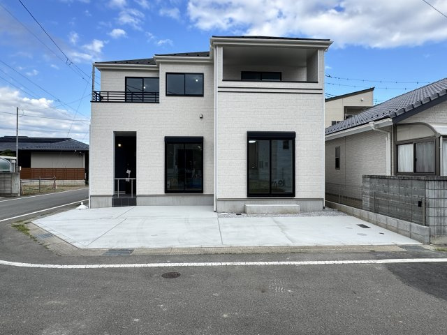 ハートフルタウン前橋市三河町1丁目　Ａ号棟の駐車場|駐車場並列2台ご用意しております。お車の出し入れもしやすいですよ！