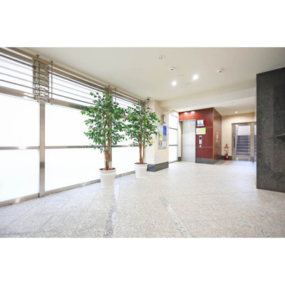 【居間・リビング】 | アスリート江坂Ⅱ番館 | こちらの居間で趣味の時間をお楽しみください