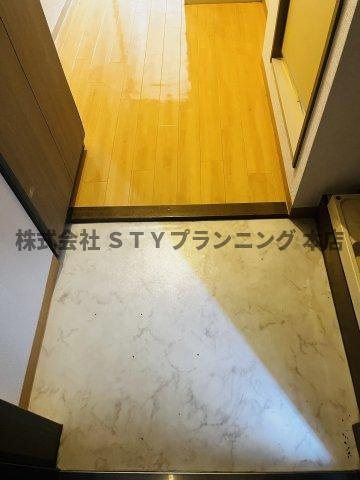 仲介手数料0円！クレスト泉の玄関