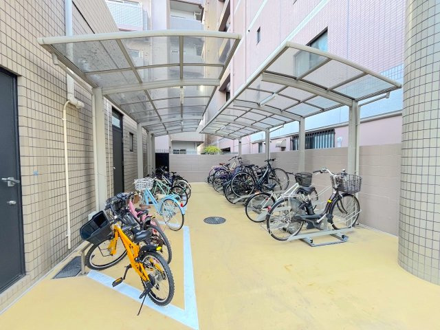 エンゼルハイム大濠公園南の駐輪場