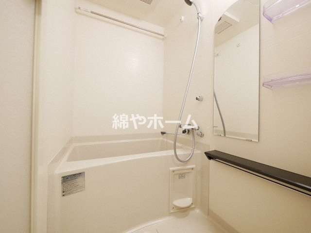 ララプレイス玉造パルクの浴室|ゆったり過ごせるお風呂です