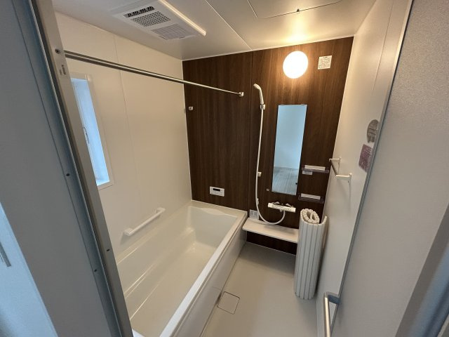 明石市藤江戸建１号棟の浴室