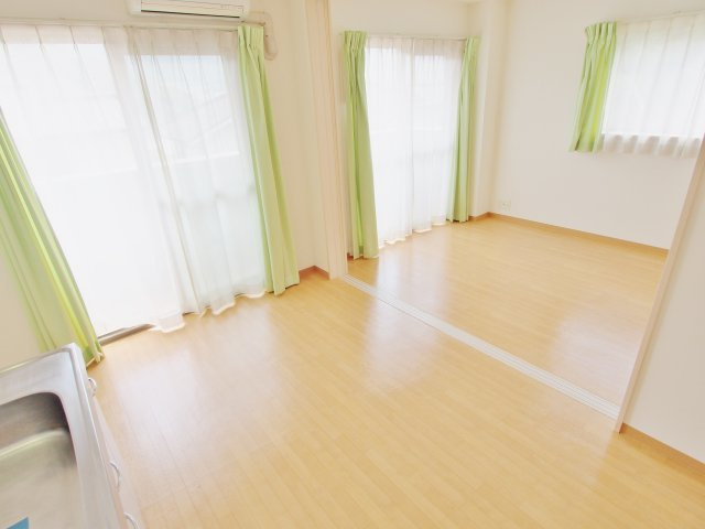 フォブール佐々木の居間・リビング