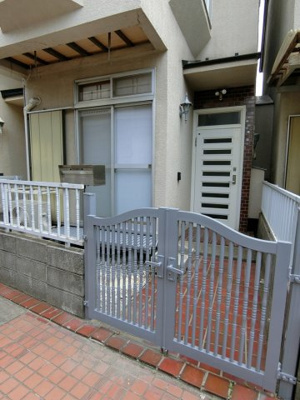 【エントランス】 | 松戸市　八ケ崎３丁目タウンハウス