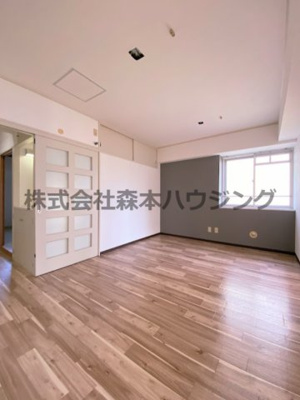 【居間・リビング】 | 　香里園ヒルズ | きれいなリビングです