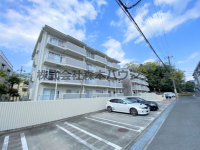 【外観】 | 　香里園ヒルズ | 落ち着いた雰囲気の外観です