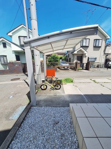 岡村メゾンのエントランス