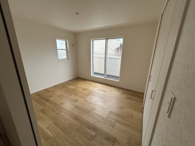 明石市藤江新築戸建４号棟の洋室