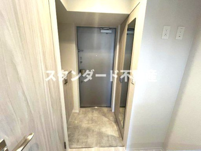 【玄関】 | ブランシエスタ天満