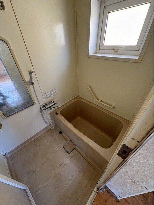 高台南向き4LDK！日当たりと眺望を叶える緑ケ岡の家♪の浴室|リラクゼーションタイムを楽しむバスルーム♪