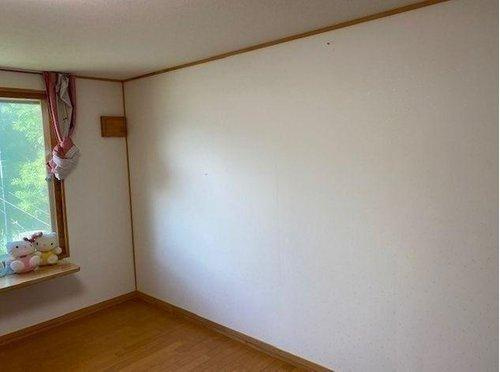 標茶町常盤町 【7DK以上】大型戸建の洋室|1階は3室の洋室、2階は和室と納戸、3階は3室の洋室♪