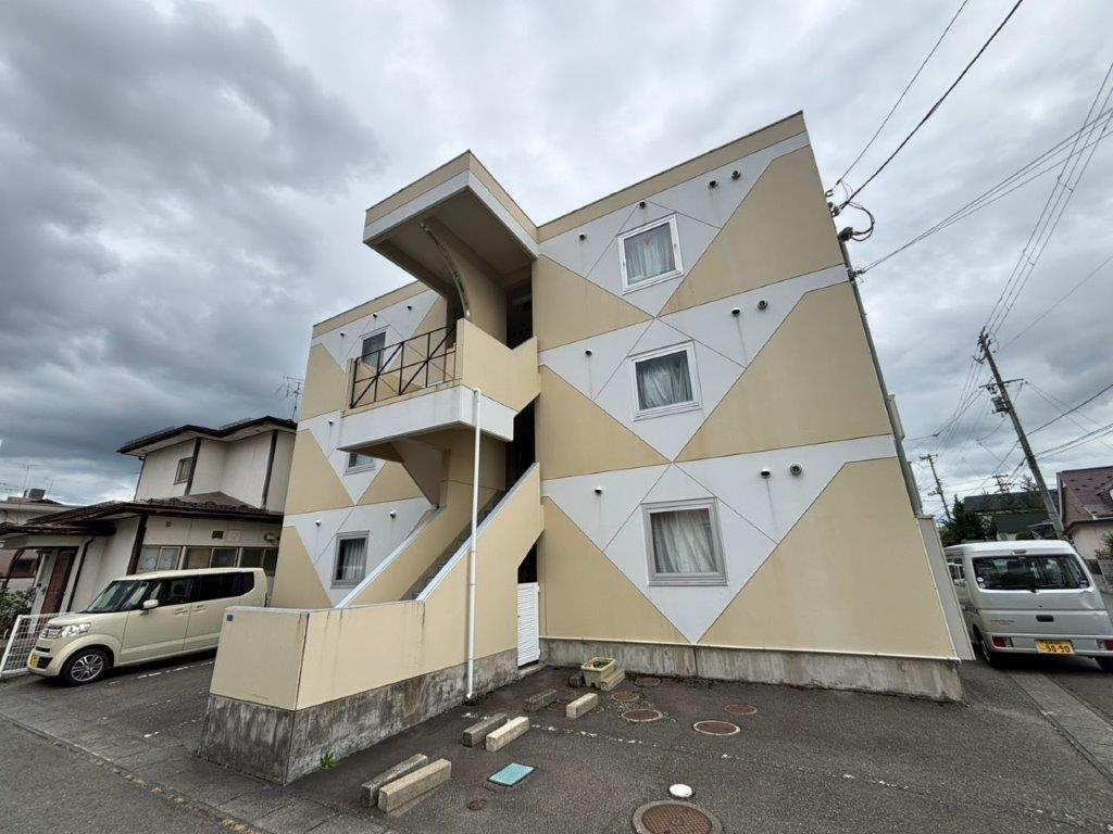 ラ・ペルラ下北沢