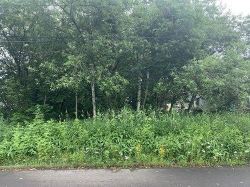 標津郡中標津町東17条北6丁目 【売地A】の外観|約104坪の広々とした土地で、好きなプランの家を建てられます。