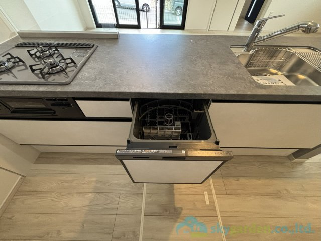 秦野市尾尻2期　新築戸建　全2棟1号棟のキッチン