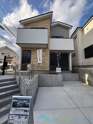 秦野市尾尻2期　新築戸建　全2棟1号棟の外観