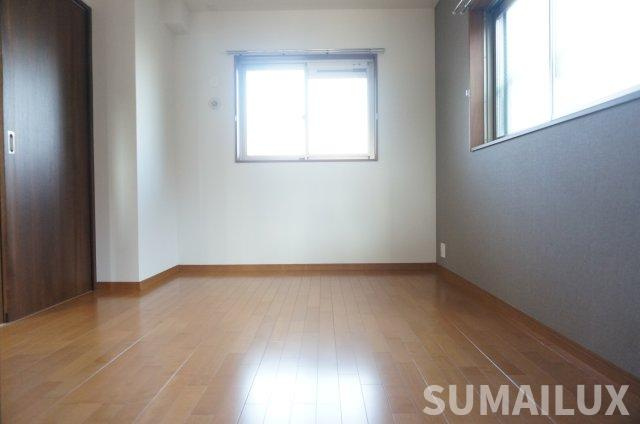 サンシャイン帯山の洋室