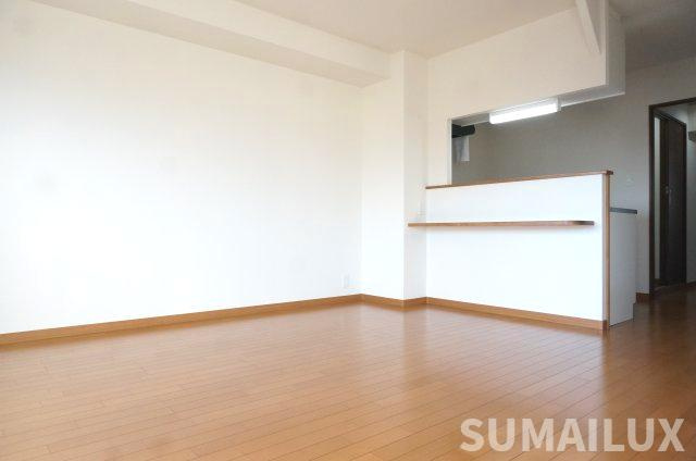 サンシャイン帯山の居間・リビング