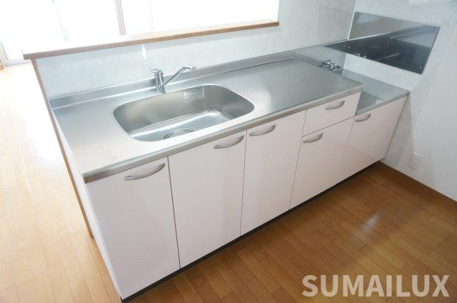 サンシャイン帯山のキッチン