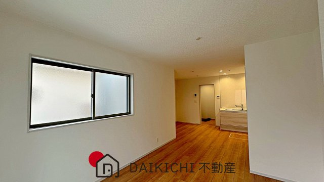 【居間・リビング】 | 久喜市久喜東1丁目　新築戸建　全2棟　1号棟