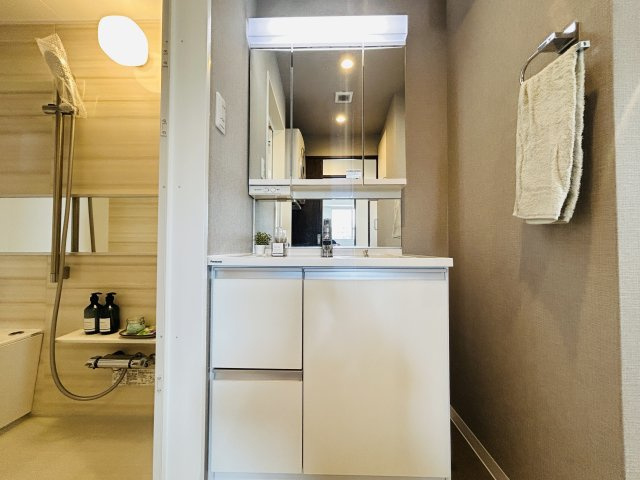 ディアコート識名の独立洗面台