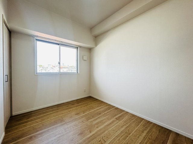 ディアコート識名の洋室