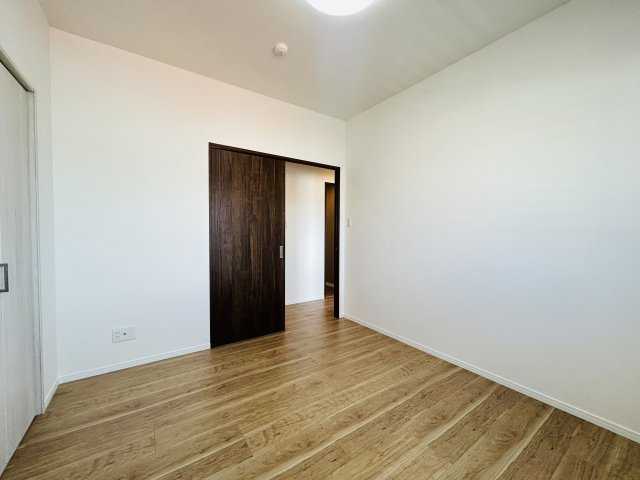 ディアコート識名の洋室