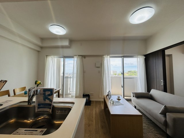 ディアコート識名の居間・リビング