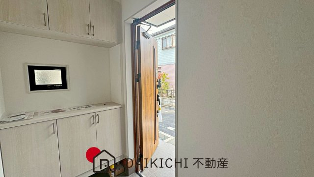 【玄関】 | 久喜市久喜東1丁目　新築戸建　全2棟　2号棟