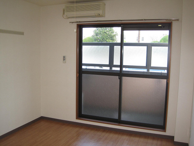 アイリス・コートの洋室