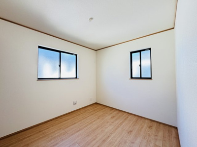 【洋室】 | 松戸市栄町８丁目新築戸建【旭町小学校：5分】 | 5.25帖洋室