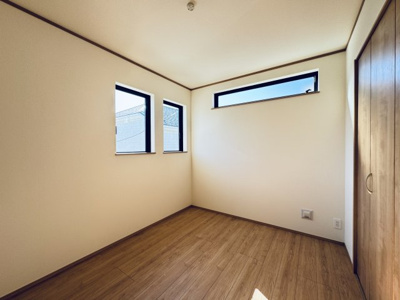 【子供部屋】 | 松戸市栄町８丁目新築戸建【旭町小学校：5分】 | 5.18帖洋室