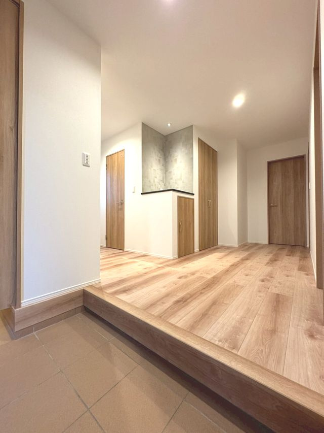 千種区神田町戸建の内装|1F廊下