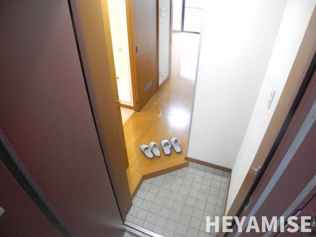 セレスティア・カネガエの玄関|※同間取りの別の階のお部屋の画像です※