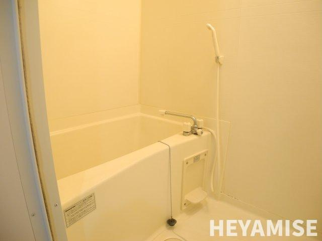 セレスティア・カネガエの浴室|※同間取りの別の階のお部屋の画像です※