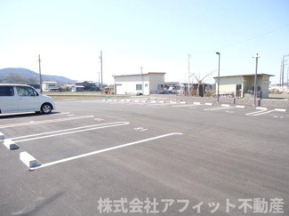 【駐車場】 | アバンティ ローズ