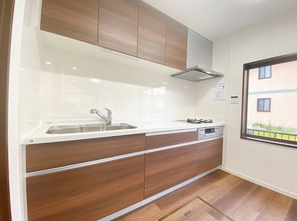 リフォーム　中古戸建　岐阜市日置江　平成8年築のキッチン