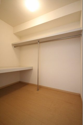 シロス船上B棟の収納|※左右反転タイプ