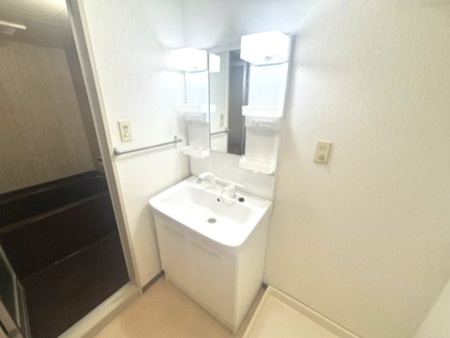 ユーロハイツ住吉の独立洗面台