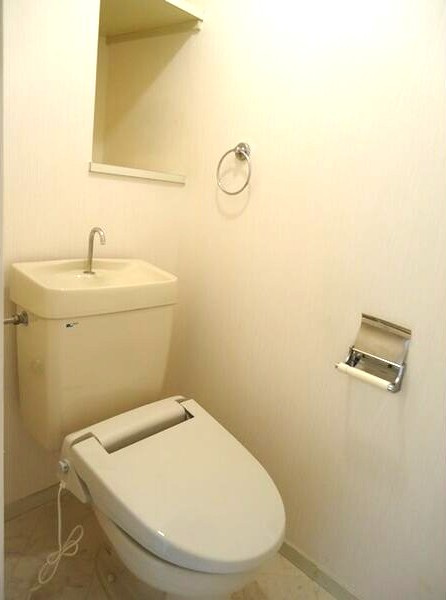 グランドハイツ原Ａ棟のトイレ