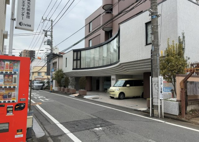 【外観】 | メゾン・ド・ノア天神町 | マンションの外観は非常に重要なポイントです！外観の善し悪しは資産価値に大きな影響を与えます。外観のいいマンションを購入することで、高値で売却がしやすく、買い手が見つかりやすいというメリットがあります。