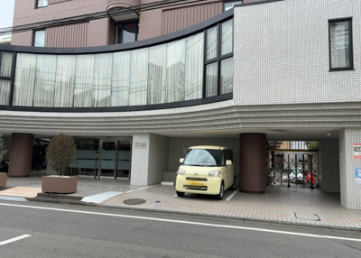 【現況写真】 | メゾン・ド・ノア天神町 | 景色重視でお家選ぶをするとスーパーが遠い！学校が遠い！など生活をするうえで利便性で困ることもあります。まず一度現地を見学する際に、周辺の施設などがあるかを確認し、暮らし始めた後のことを想像しましょう。