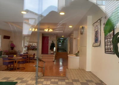 【内装】 | メゾン・ド・ノア天神町 | 共用部分は、一棟の建物に住む区分所有者全員が共同で所有するとし、共用部分の管理、補修などは、区分所有者で形成される管理組合が行います。個人の判断で勝手に変更することはできませんので覚えておきましょう。