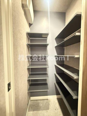 【玄関】 | 【ペット共生・ZEHマンション】Maison de Mine Nagai Parc Est.・旭化成ヘーベルメゾンHEBEL HAUS | 玄関です