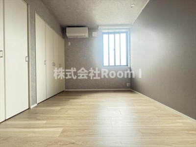 【寝室】 | 【ペット共生・ZEHマンション】Maison de Mine Nagai Parc Est.・旭化成ヘーベルメゾンHEBEL HAUS | 落ち着いて過ごせるお部屋なので、寝室にいかがでしょうか