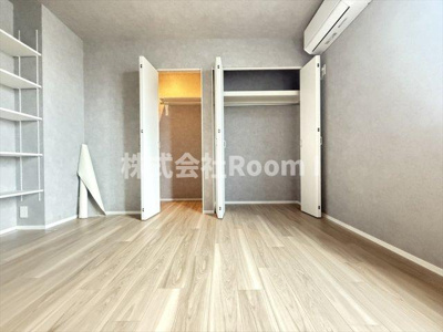【洋室】 | 【ペット共生・ZEHマンション】Maison de Mine Nagai Parc Est.・旭化成ヘーベルメゾンHEBEL HAUS | コンパクトで使いやすい洋室です