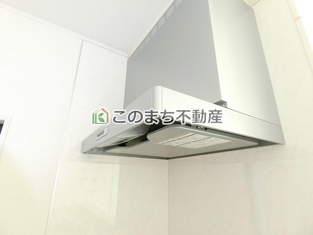 いろどりアイタウン栃木市平柳町3丁目22-P2のキッチン|お料理の匂いもスッキリ♪シンプルデザインで掃除も簡単‼