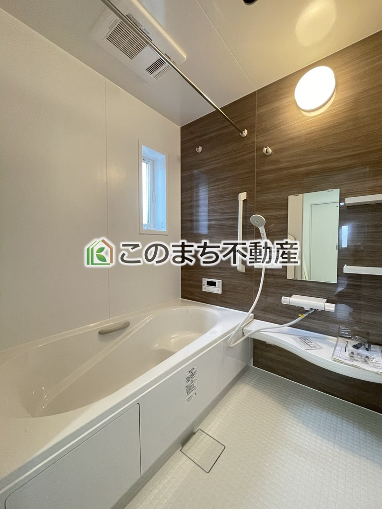 いろどりアイタウン栃木市平柳町3丁目22-P2の浴室|同社施工物件の写真です。※建具やフローリング、その他仕様が異なる場合がございます。